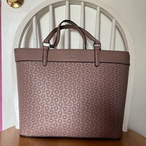 Like New Guess Purse for Women